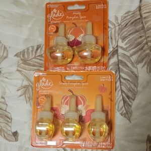 2 Glade Toasty Pumpkin Spice Scented PlugIns
